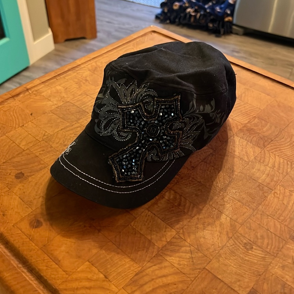 Women’s hat